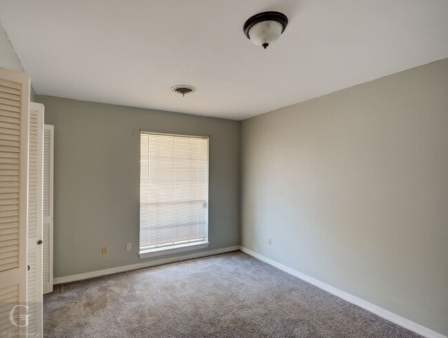 Building Photo - Rental Property