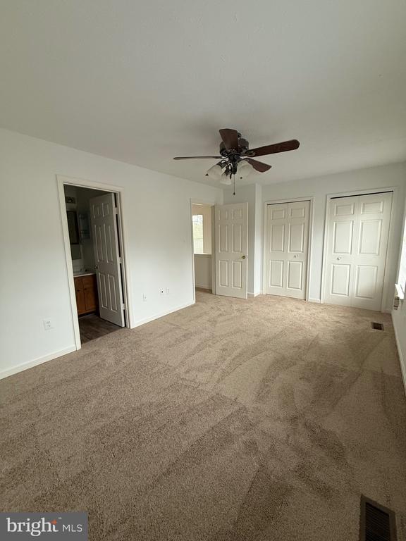 Building Photo - 402 Shaw Ct