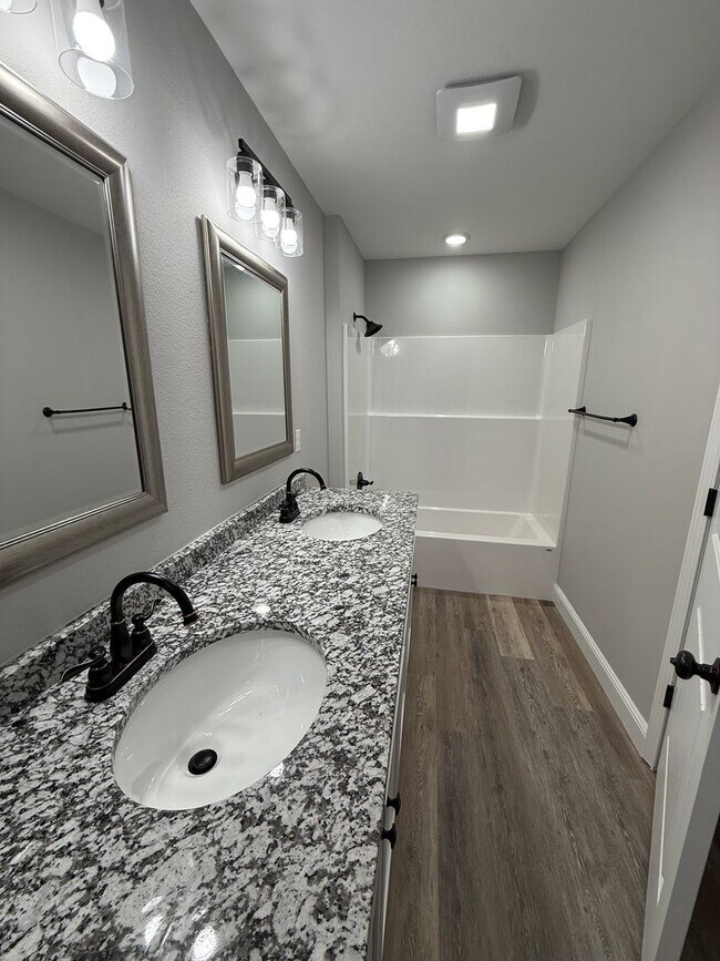 Building Photo - END OF YEAR SPECIAL: HALF OFF FIRST MONTH RENT!!!  BRAND NEW BUILD: 3 BEDROOM/ 2 BATHROOM HOUSE I...