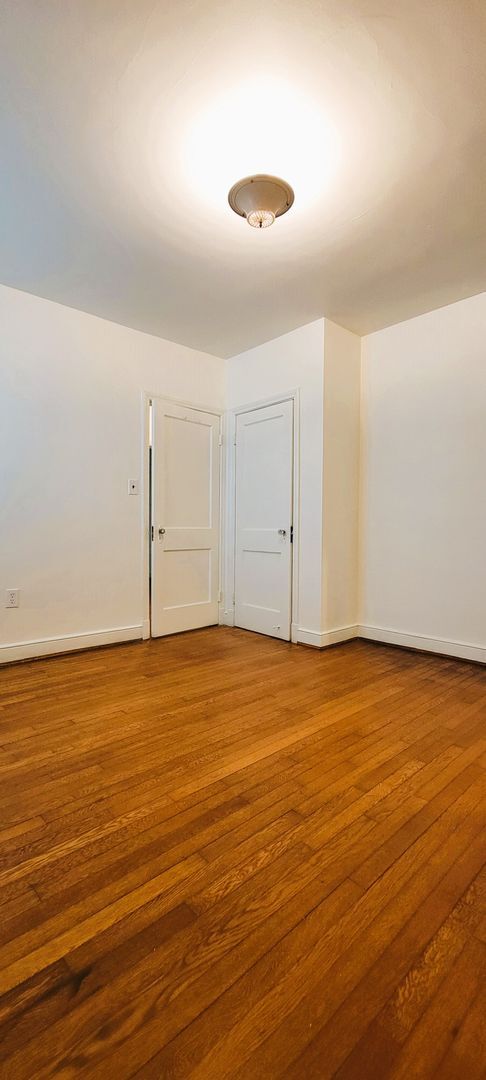 Building Photo - Remodeled brick bungalow with 1st floor li...