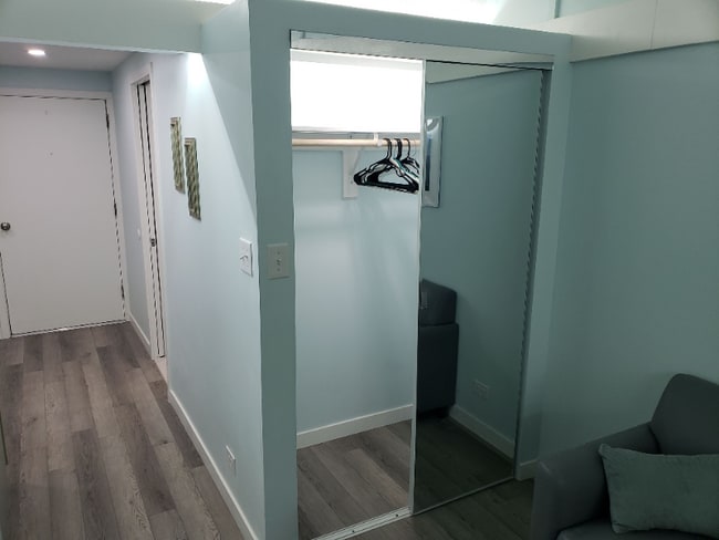 Building Photo - 115 Fairway Ave