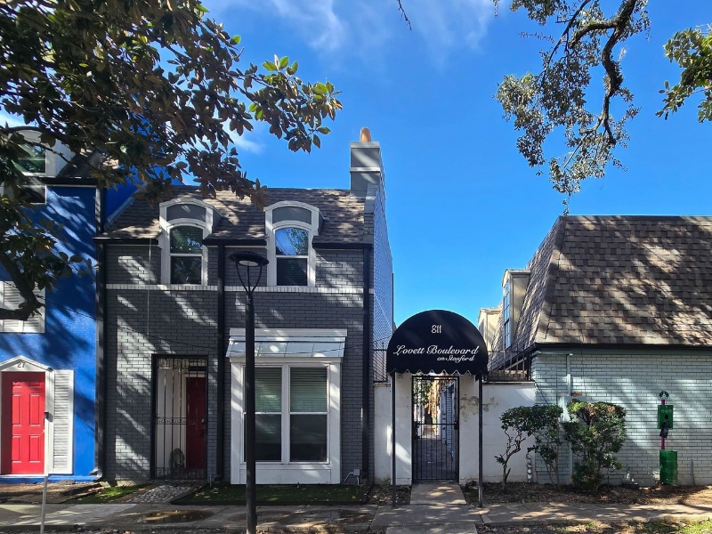 Building Photo - 811 Lovett Blvd