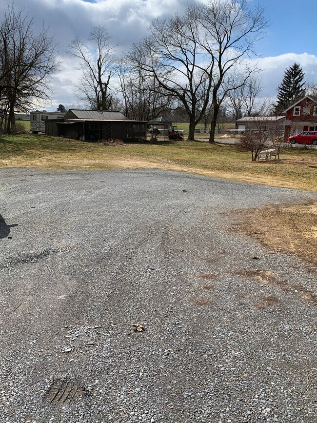 Building Photo - 54 W Main St