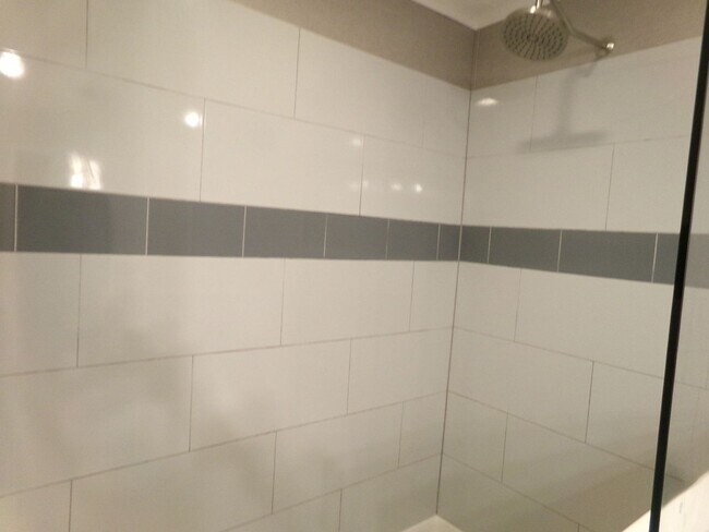 Building Photo - Country Living