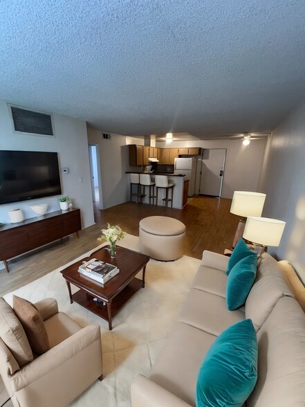 Interior Photo - Park Edgecliffe Apartment Community