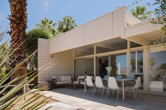 Building Photo - 483 Sandpiper St