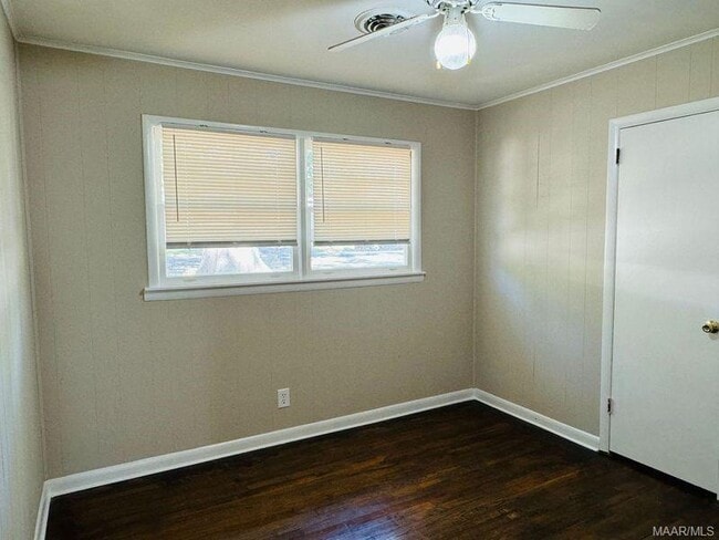 Building Photo - 3208 Durham Dr