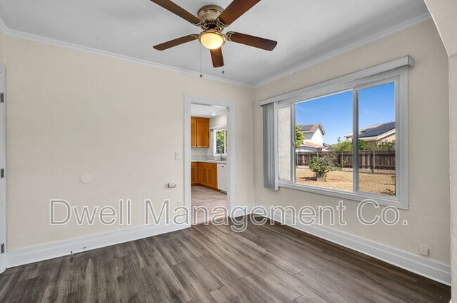 Building Photo - 1430 Diamond Ln