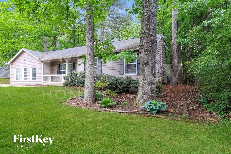 Building Photo - 1456 Chaseway Cir