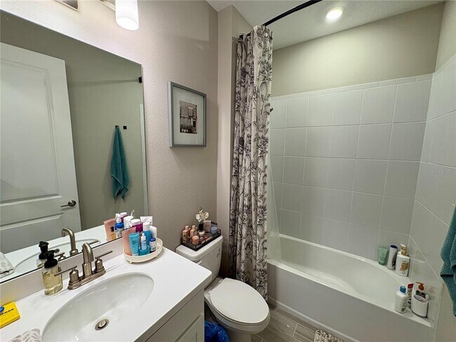 Building Photo - 5257 Savino Cir