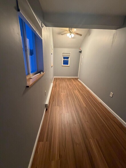 Building Photo - 325 Richfield St