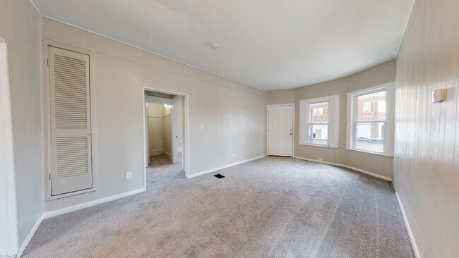 Building Photo - 5001 Denison Ave