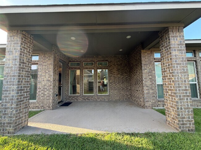 Building Photo - 3319 Sky Run Ct