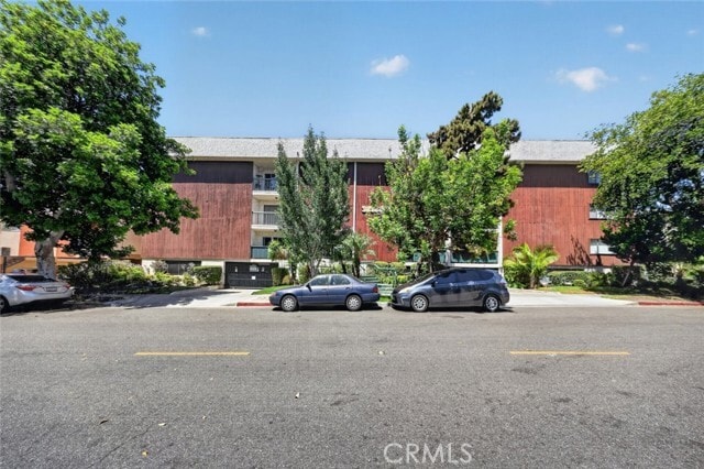 Building Photo - 333 Burchett St
