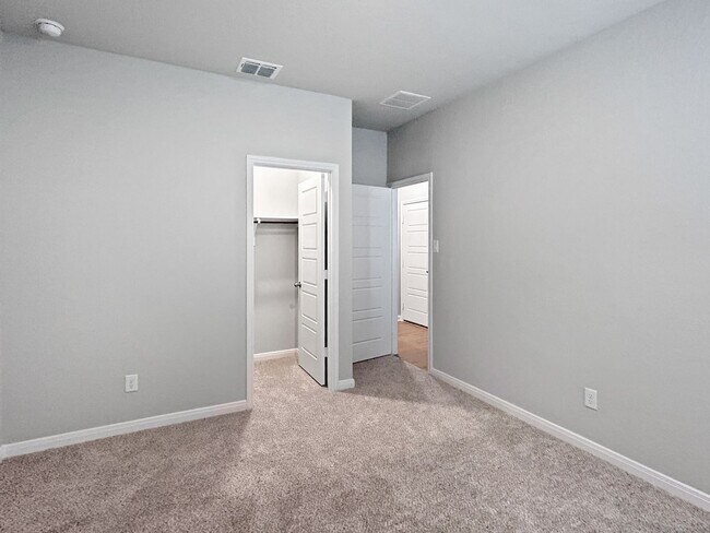 Building Photo - 2024 New Construction Duplex off Potranco | 3/2 + Washer/Dryer