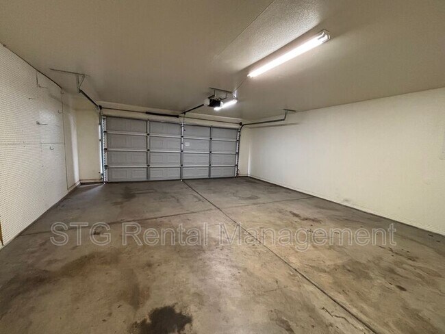 Building Photo - 136 S 1930 W