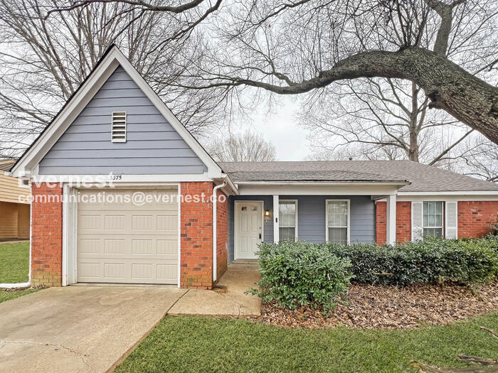 Primary Photo - 3575 Shadow Oaks Pkwy