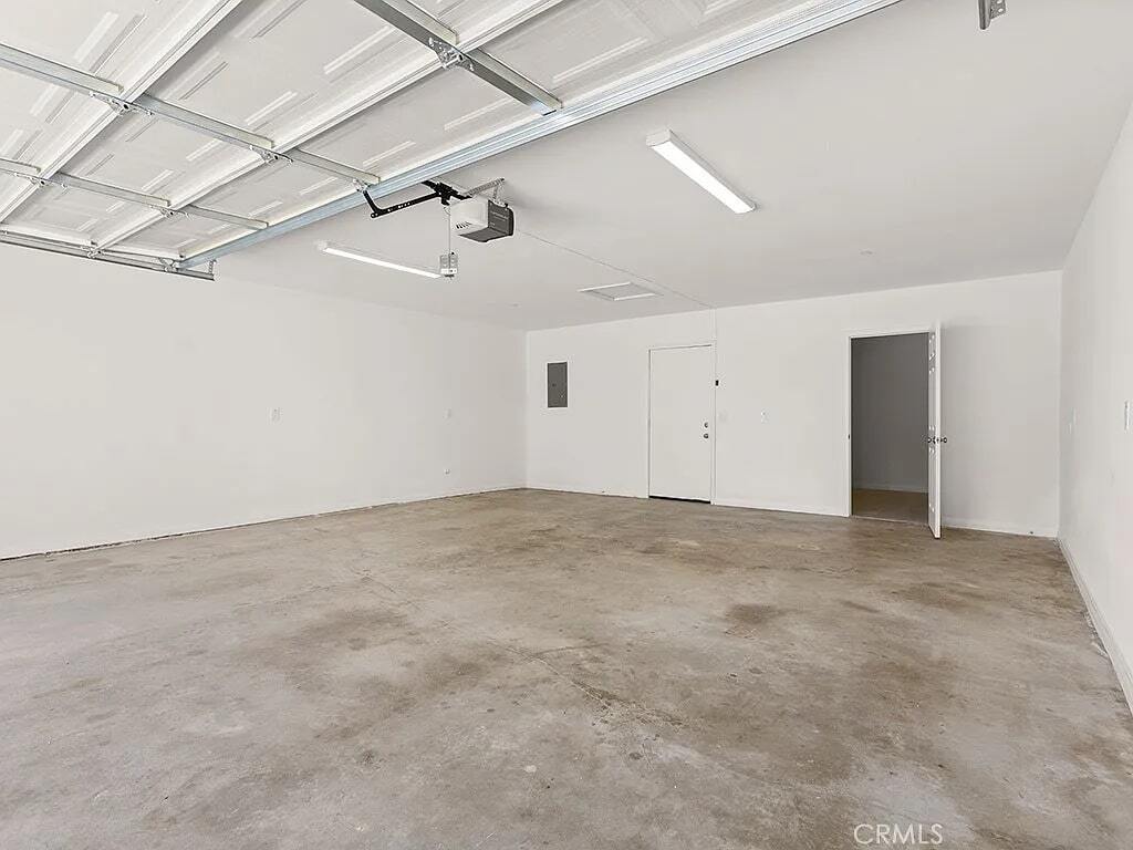 Building Photo - 11821 Wutzke St