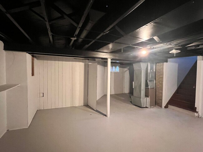 Building Photo - 4051 N 45th St