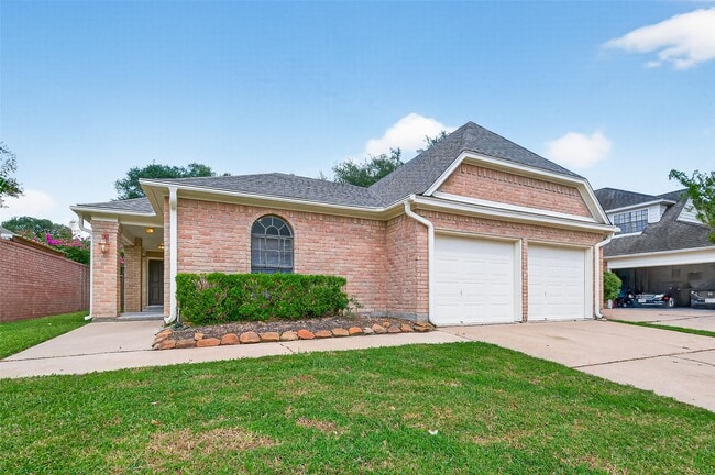 Primary Photo - 4132 Deerfield Village Dr