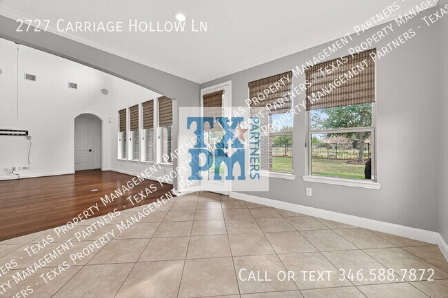 Building Photo - 2727 Carriage Hollow Ln