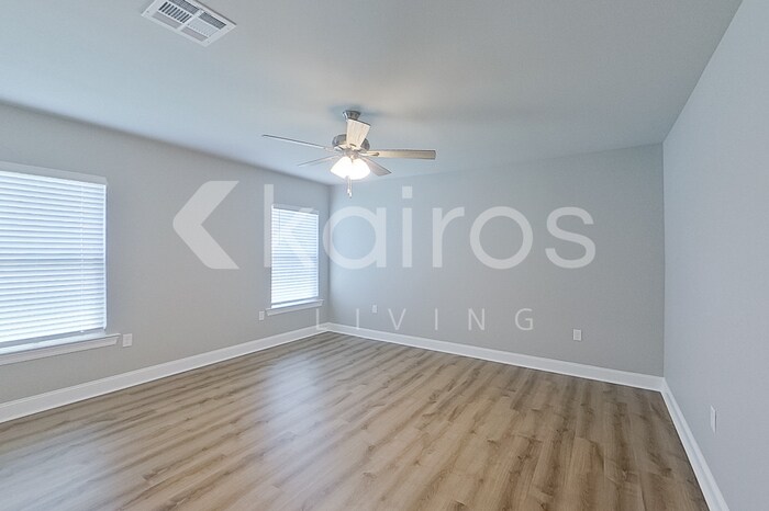 Building Photo - 22851 Monterey Ave