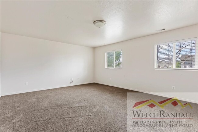 Building Photo - Spacious Single Family Home in Ogden