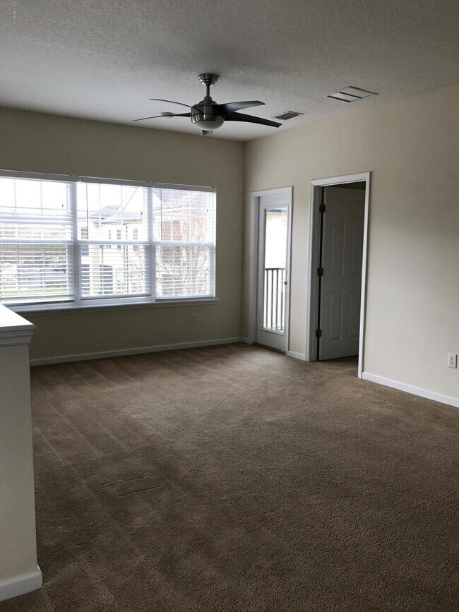 Building Photo - 12301 Kernan Forest Blvd