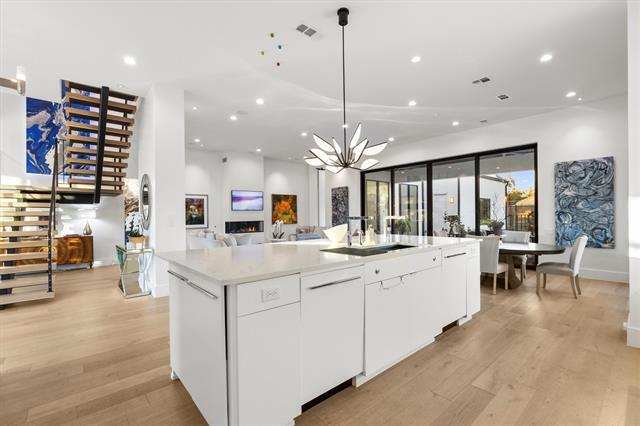 Building Photo - 3771 Almazan Dr