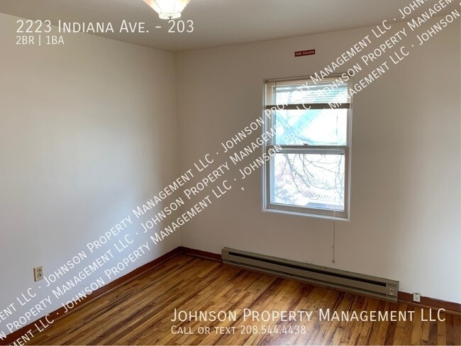 Building Photo - 2223 S Indiana Ave