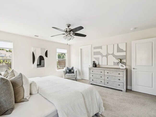 Building Photo - Fabulous 5BR Home in Thompsons Station