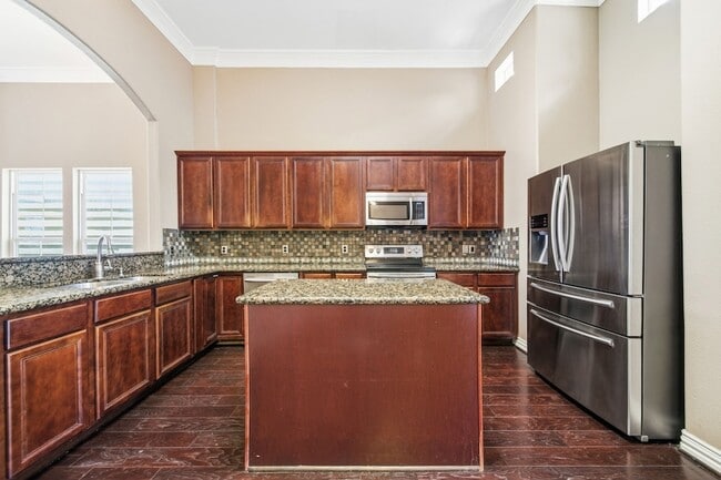 Building Photo - 5519 Kiam St