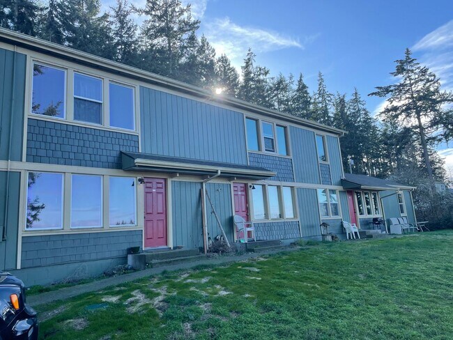 Building Photo - Hawks Prairie (3157 Hawks Prairie Rd.)