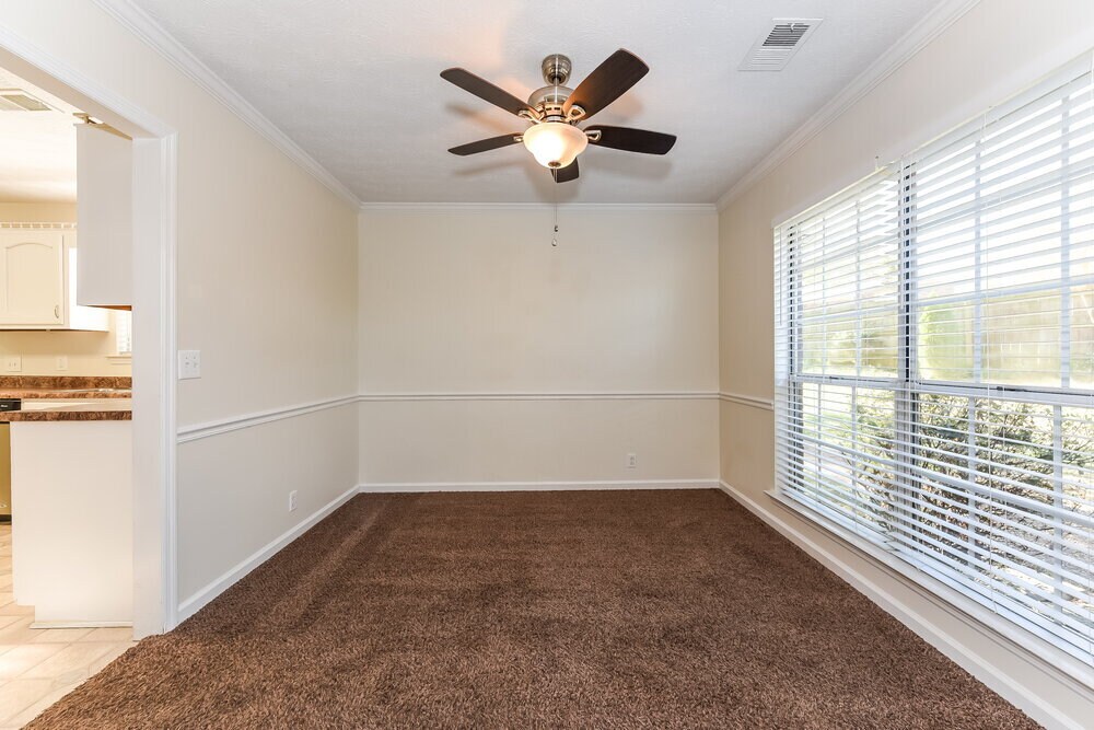 Building Photo - 104 Carolina Ct