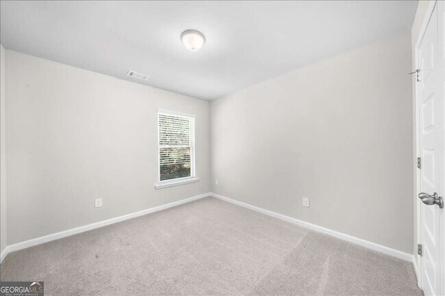 Building Photo - 109 Peterson St