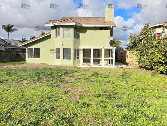 Building Photo - Beautiful! Three Bed Family Home in Oceanside