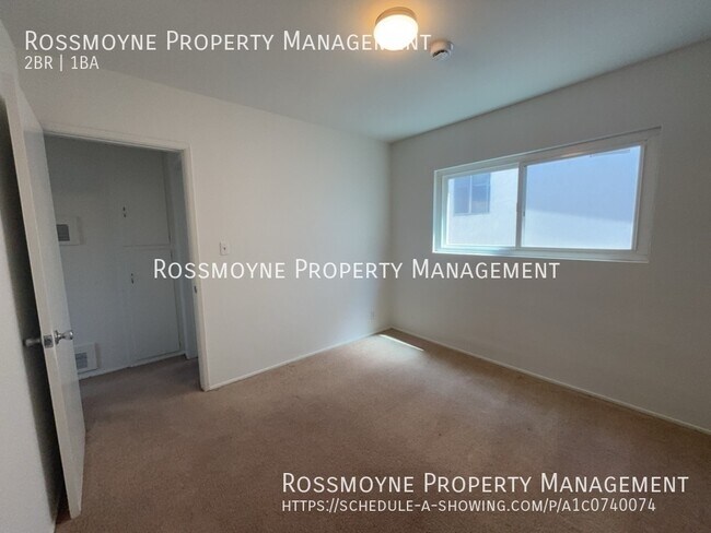 Building Photo - 3342 1/4 Andrita St-