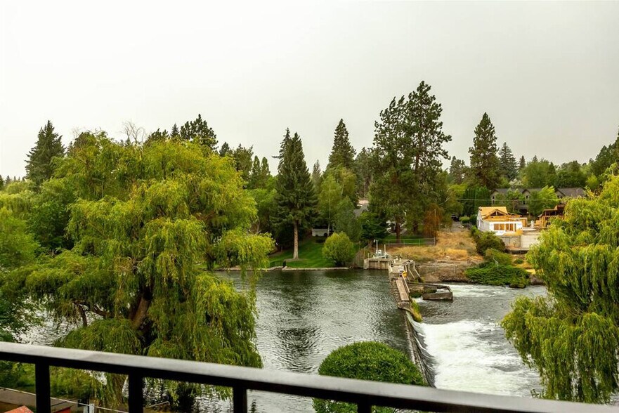 Building Photo - 6103 NW Harriman St