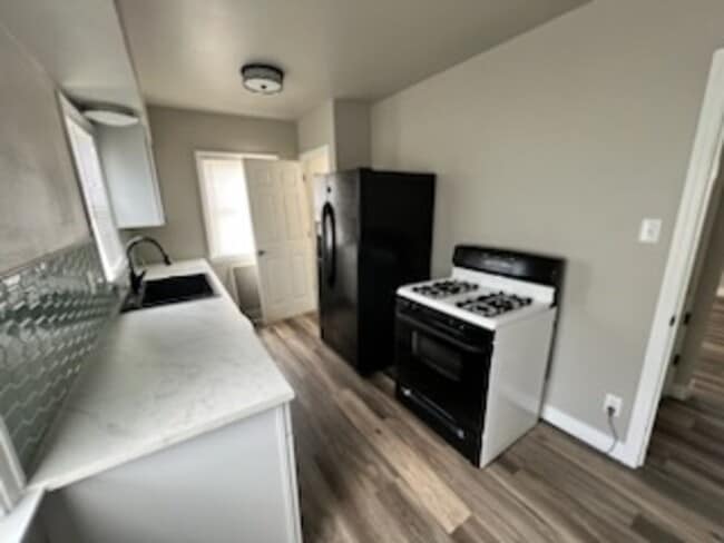 Building Photo - 1909 Williams Blvd SW