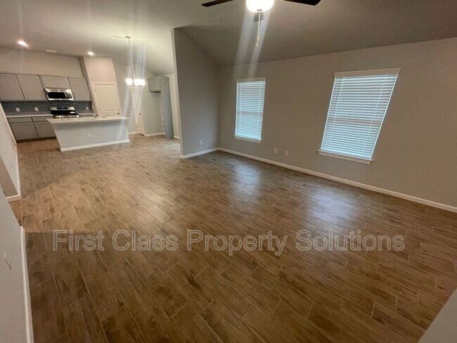 Building Photo - 19917 Forsythe Dr