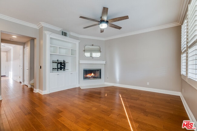 Building Photo - 24040 Dandelion Ln