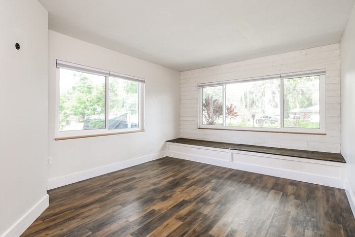 Building Photo - 2610 Ave N NW