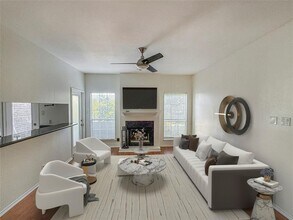 Building Photo - 700 S 1st St