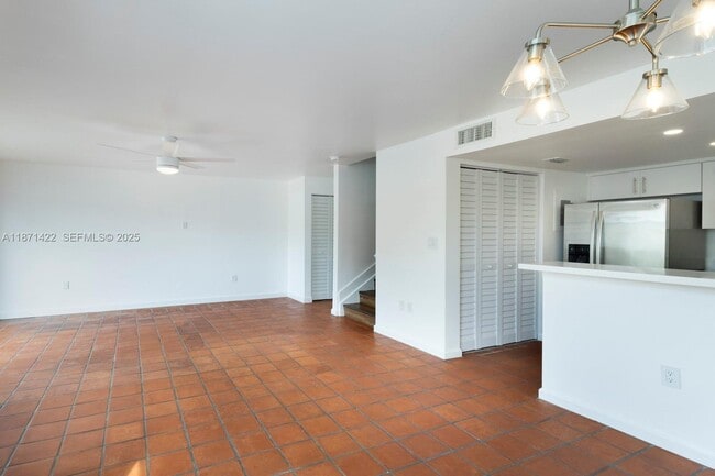 Building Photo - 6855 SW 45th Ln