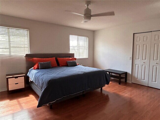 Building Photo - Elm Grove Road, Weston, FL 33327 - 4 BR 3 BA single-family home