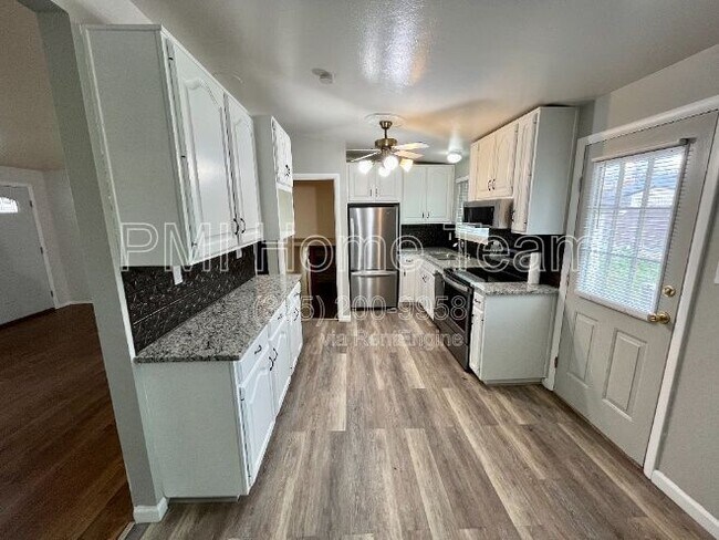 Building Photo - 2636 W 5750 S