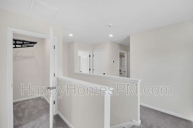 Building Photo - 138 Sweet Cherry Ln