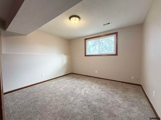 Building Photo - 9723 Ogden Cir