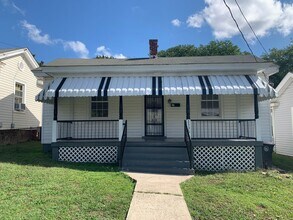 Building Photo - One Level House with Covered Front Porch