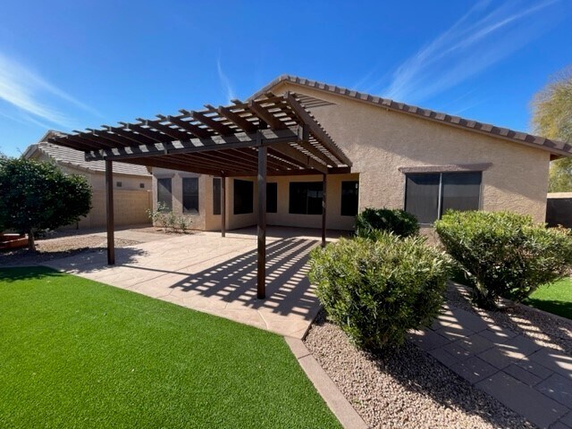 Building Photo - 34127 N Slate Creek Dr